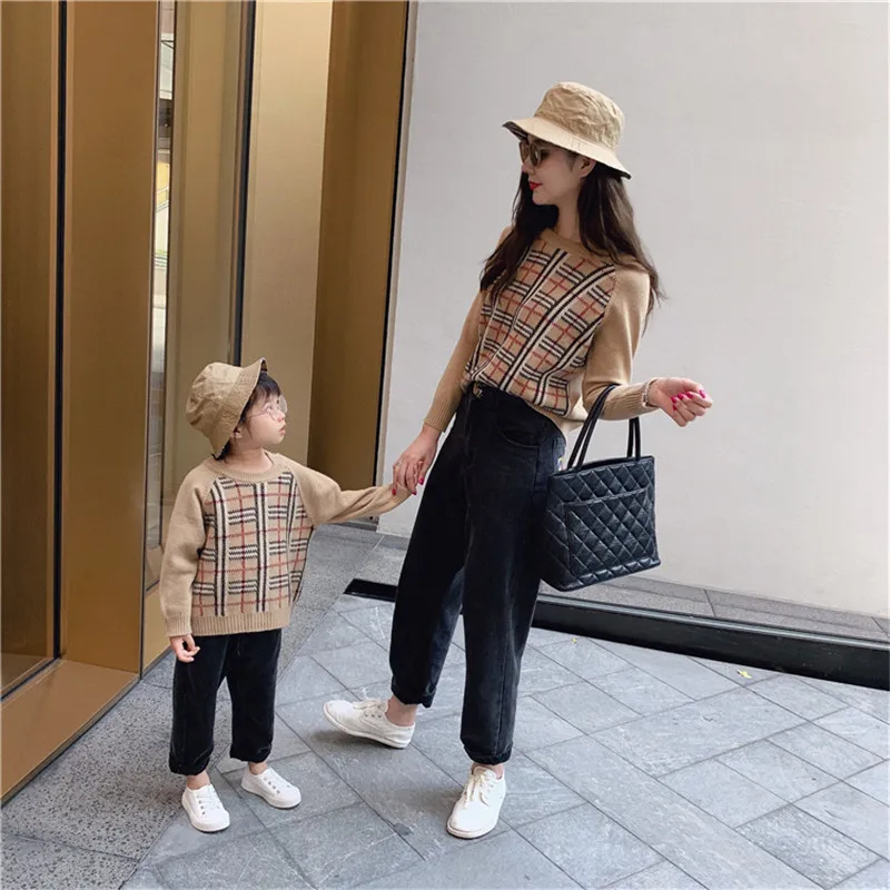 autumn and winter, parent-child sweater children's clothing, boys and girls, lattice, retro sweater, warm and loose large s