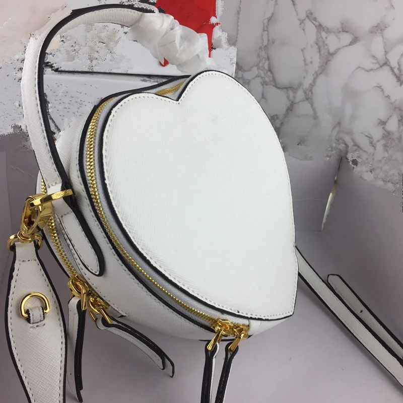 

Real Leather Bags For Women 2019 New Heart-Shaped Bags Brand Designer Bags Shoulder Bags Crossbdy Bag Female bag Party Bags