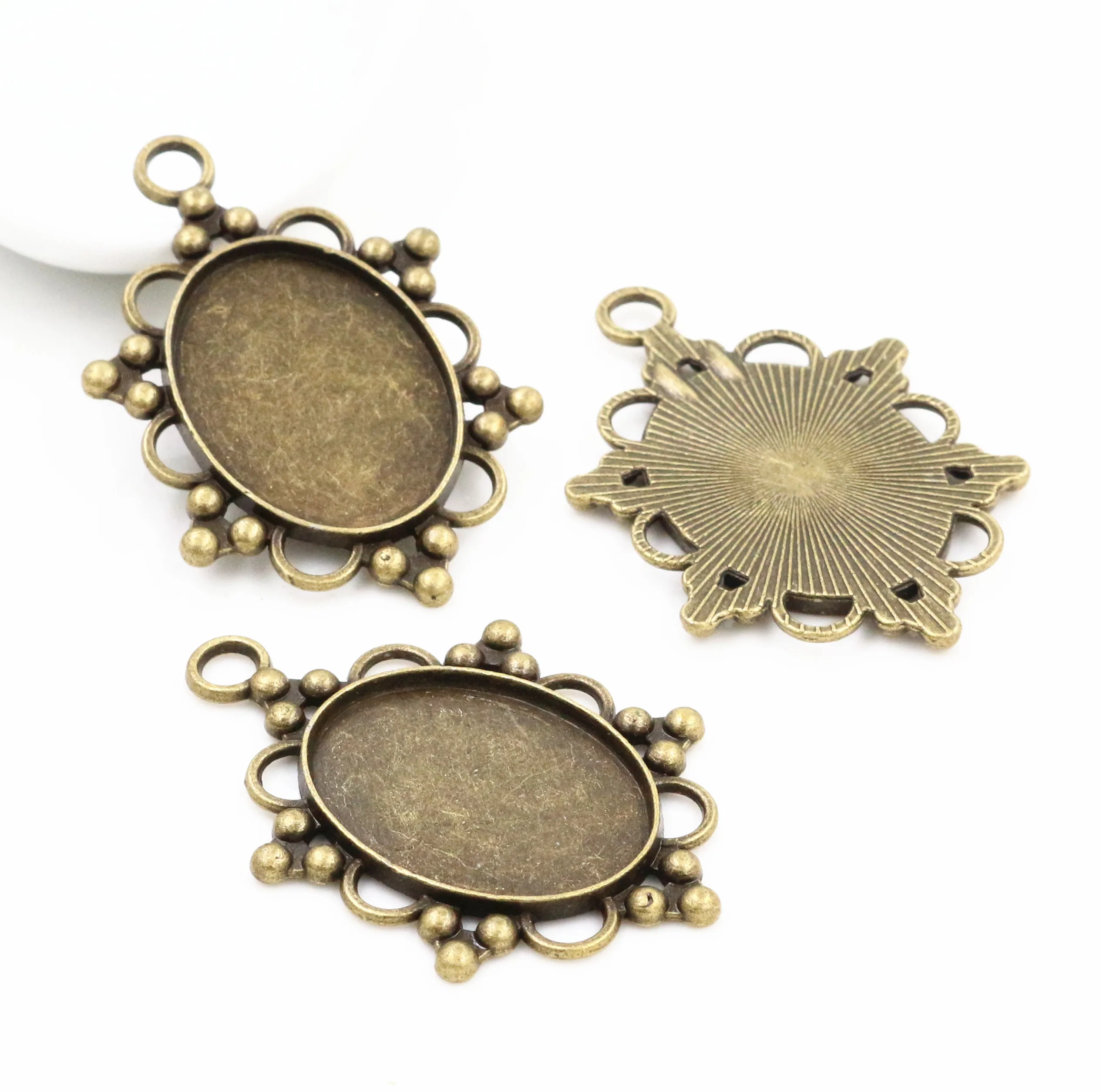 

3pcs 18x25mm Inner Size Antique Bronze Cameo Cabochon Base Setting Charms Pendant necklace findings (C3-16)