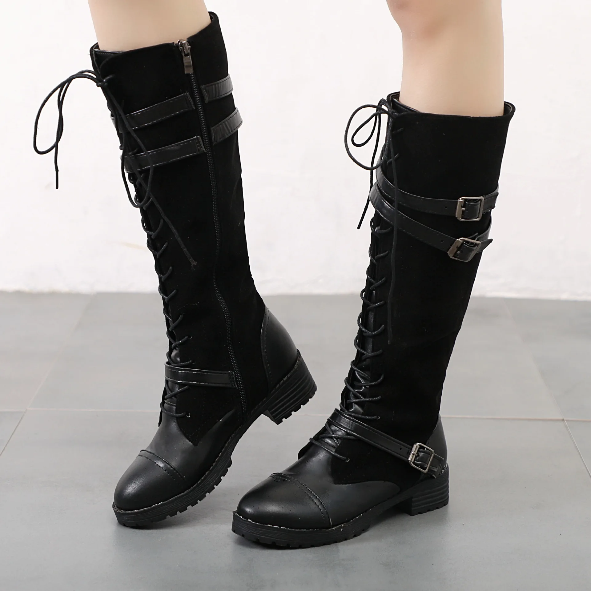 Botas mujer invierno/ г. Осенне-зимние рыцарские сапоги с круглым носком высокие сапоги до колена с перекрестными ремешками на квадратном каблуке; большие размеры 43