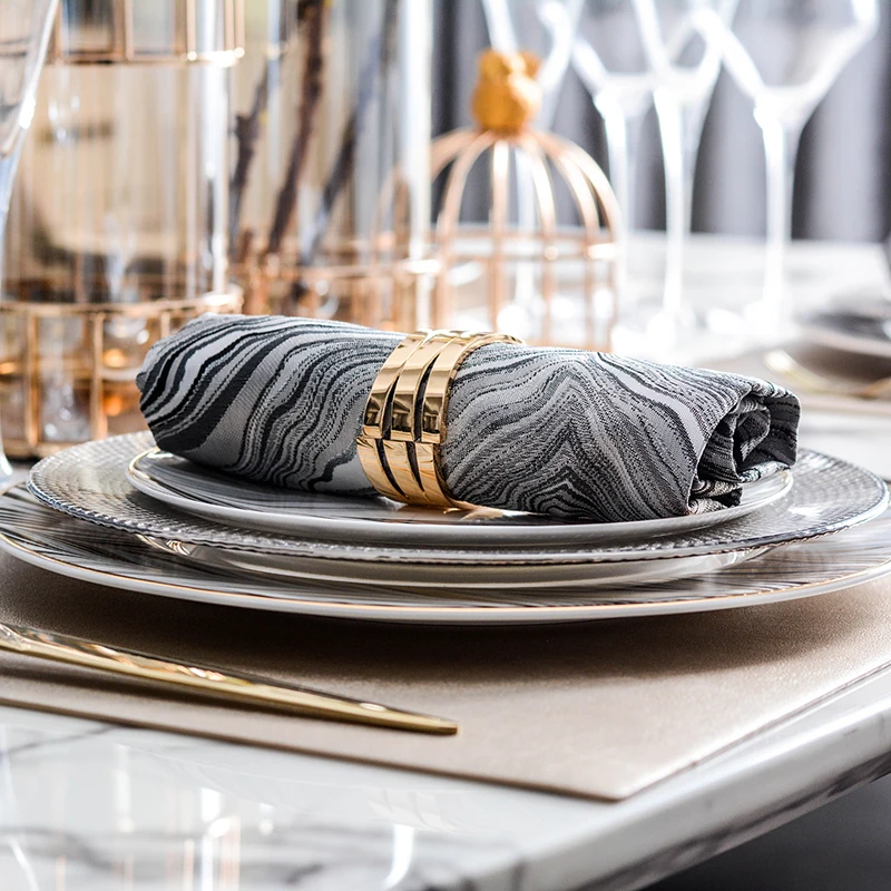 Luxury Gold Line Ceramic Geometric Dinnerware Set 3 Luxury Gold Line Ceramic Geometric Dinnerware Set 3