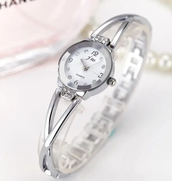 Silvery Модные Кристальные милые водонепроницаемые кварцевые наручные часы из нержавеющей стали ЖЕНСКИЕ НАРЯДНЫЕ часы reloj mujer relogio femino - Цвет: Silvery