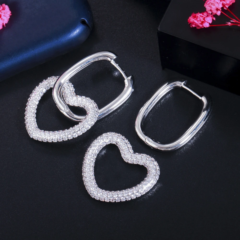 ThreeGraces 1 Pair Fashion Gold Color Multicolor Cubic Zirconia Dangling Love Heart Shape Hoop Earring Women Chic Jewelry ER564 ThreeGraces 1 Pair Fashion Gold Color Multicolor Cubic Zirconia Dangling Love Heart Shape Hoop Earring Women Chic Jewelry ER564