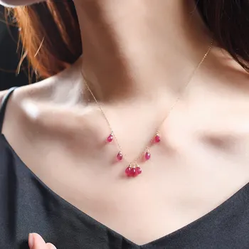

DMCBS036 Yellow 18K Gold Ruby Pendant Handmade Colorful Necklace Female Star Clavicle Chain