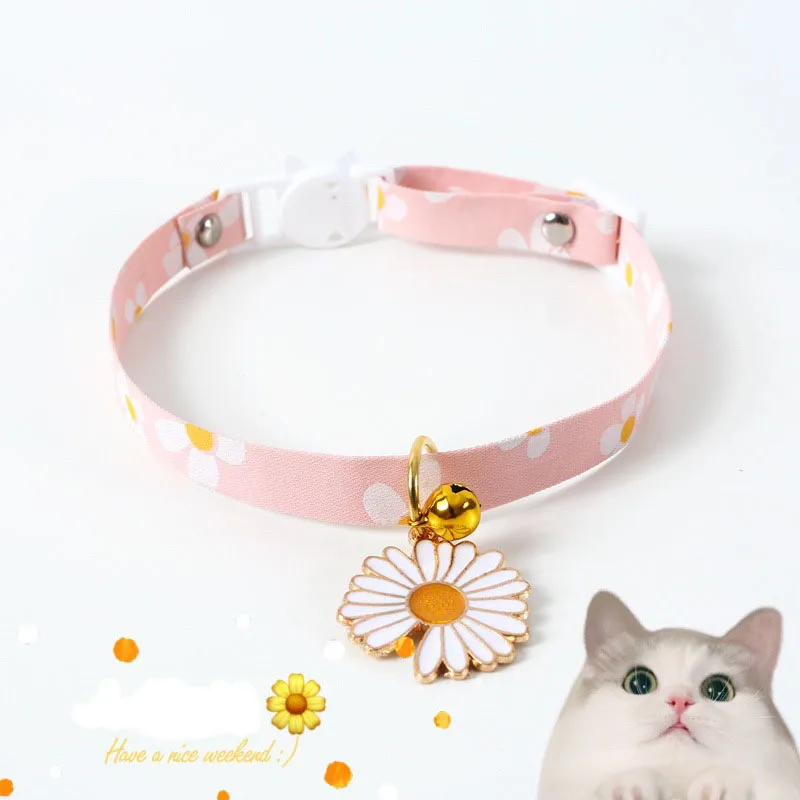

Daisy Flower Pattern New Fashion Adjustable Cat Collar Bell Collar For Cats Puppy Collars Cats Pet Lead Leashes Pet Supplies