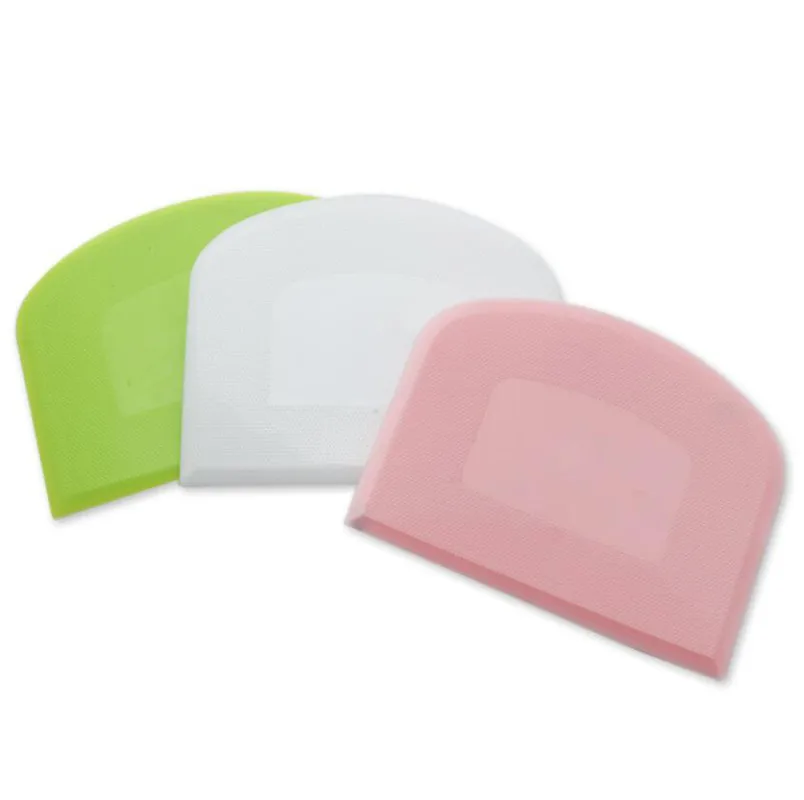 Plastic Pastry Cutter Pizza Dough Scraper Cake Spatulas Tools Fondant Sugarcraft White Trapezoid Bread Baker PP Butter Knife Dough Scraper Baking Tool Dough Cutter Baking Accessories Cake Scraper Baking Spatula