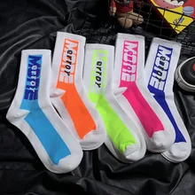 Модные носки до середины икры для взрослых, флуоресцентные, зеленые, розовые, оранжевые, неоновые, уличные, для мужчин и женщин, хлопковые, спортивные, классические, для пары