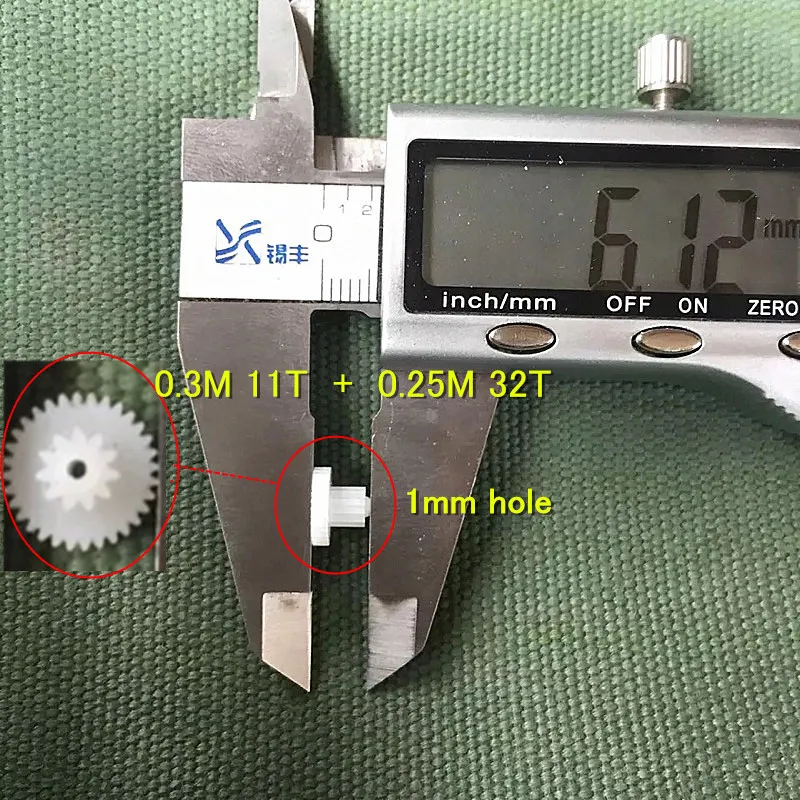 

Small Plastic gear 0.3M 11T 0.25M 32T DIY production MINI dual duplex geard 1mm hole shaft diameter