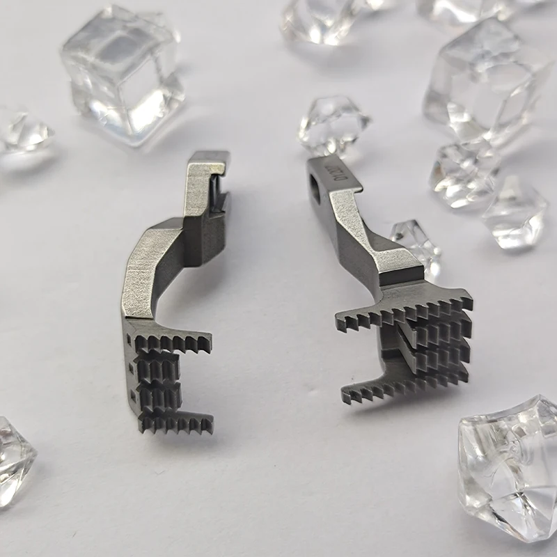 Sewing Machine Parts tooth Feed Dog H1259 D1207 SIRUBA F007E-W122/FQ Overlock Sewing Machine 3