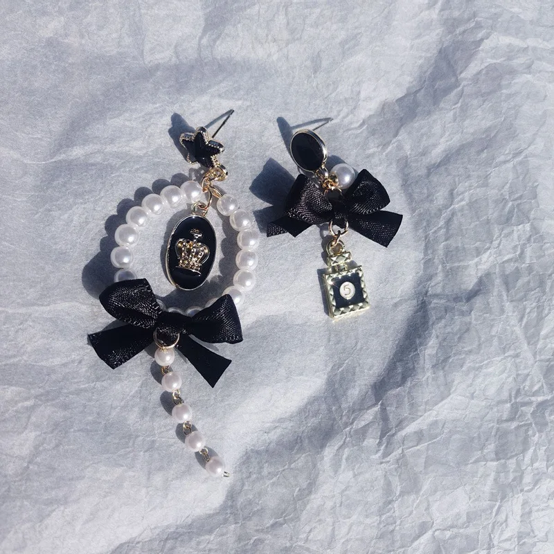 New Korean Black Butterfly-knot Ball Asymmetric Earrings Academy Cute Pearl Earrings Fashionable Elegant Female Jewelry