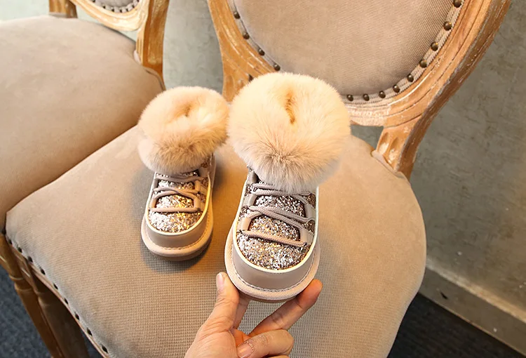 Хлопковые ботинки принцессы с блестками для девочек; детские зимние ботинки с кроличьим мехом; коллекция года; зимняя детская теплая обувь