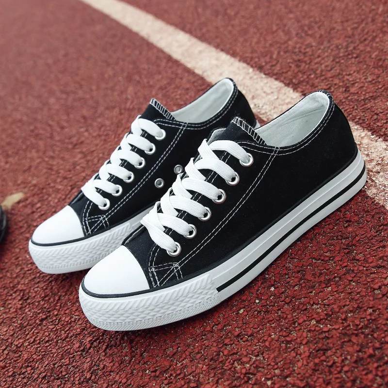 Grueso zapatillas de deporte Zapatos de los hombres clásico bajo zapatos de lona de alta zapatos vulcanizados Zapatos de skate zapatos par zapatos tamaño 36-44 niños