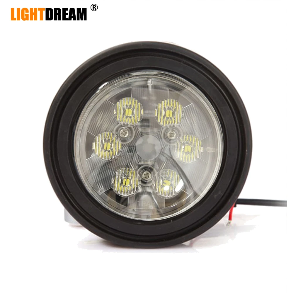 388945R91 5.25&quot Round 18W LED Work Light With Rubber Bezel For International Tractor 1026 1066 1086 1206 1256 1456 1466 1486 x1 |