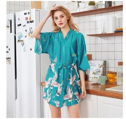 Women Sleepwear Sleepwear Pajamas Fashion Women's Summer Mini Kimono Robe Lady Rayon Bath Gown Yukata Nightgown Sleepwear Sleepshirts Pijama Mujer Size M-XXL