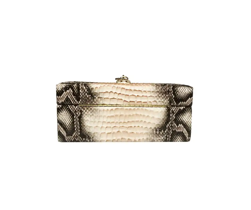 H0a84efa56289412fb6213a27d19b06e2z