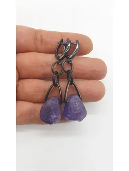 

Earrings with amethyst