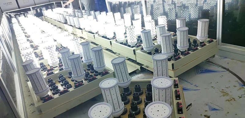 LED lamp Corn light 40W 60W 70W 80W LED bulb SpotlightE27 E39 E40 Hf3ddc99eb3384af9af02d8ca94d87290U