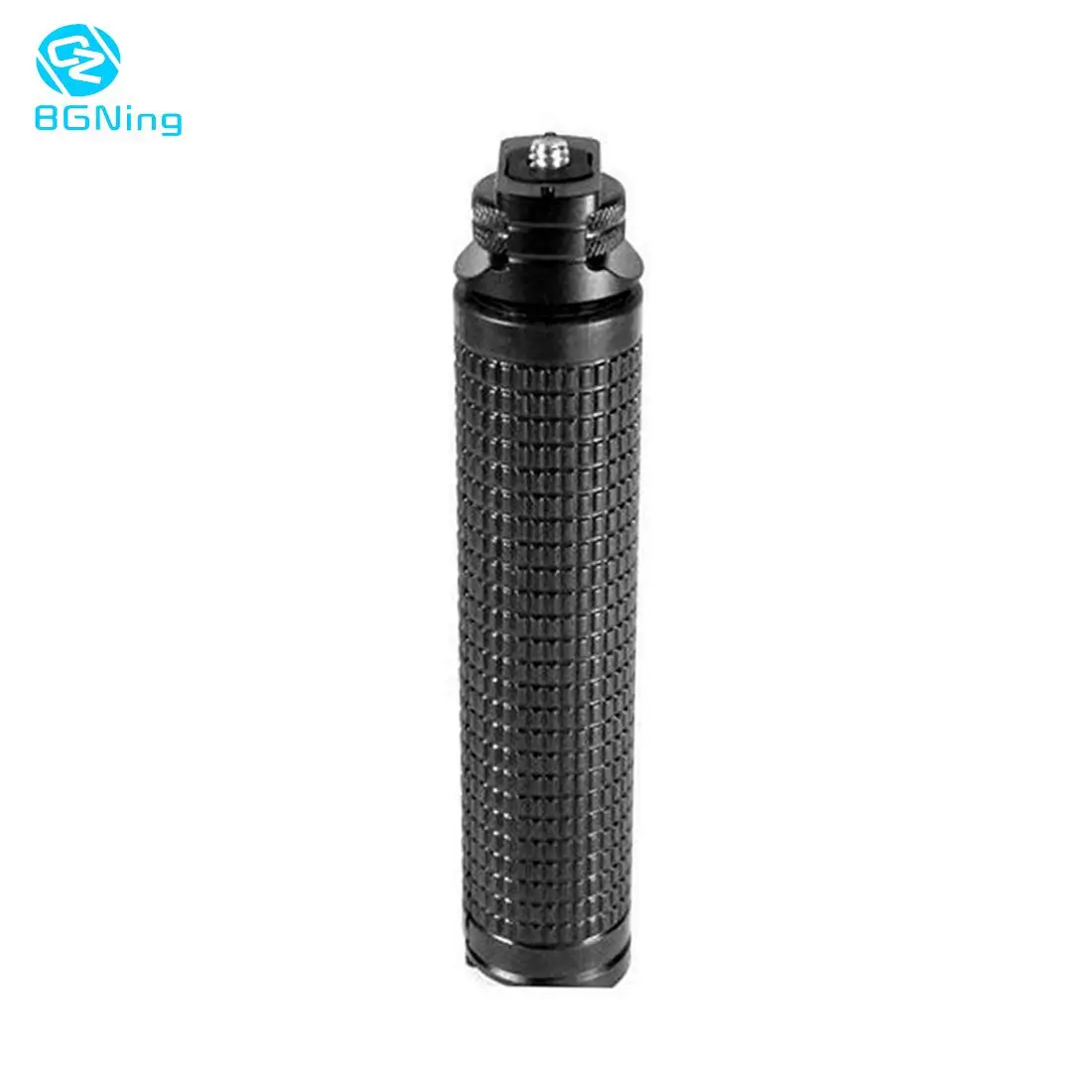 Poignée de maintien en aluminium pour cardan Zhiyun WEEBILL LAB S, tenue en main, illustrant la prise ergonomique.