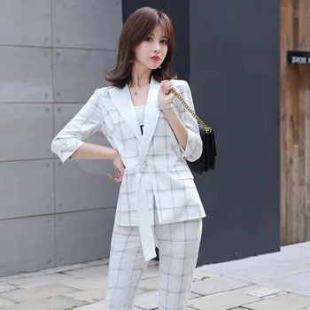 

2020 casual elegant ladies pants suit elegant office suit Fashion half-sleeved ladies plaid blazer Slim trousers Two-piece set
