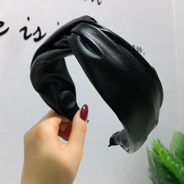 12566107817_1325823027