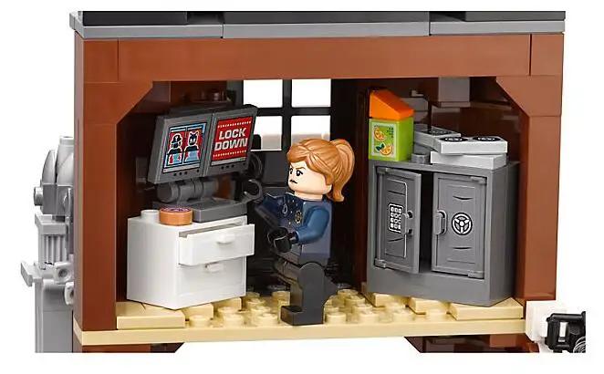 In stock 07055 1743Pcs Super Hero Batman DC Comics Arkham Asylum Building Blocks Bricks child Toys