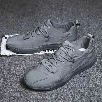 

Casual Lightweight Sports Vulcanized Shoes Waterproof Soft Fabric Lace-up Flat Classic Solid Khaki Runing Shoes for Men Student