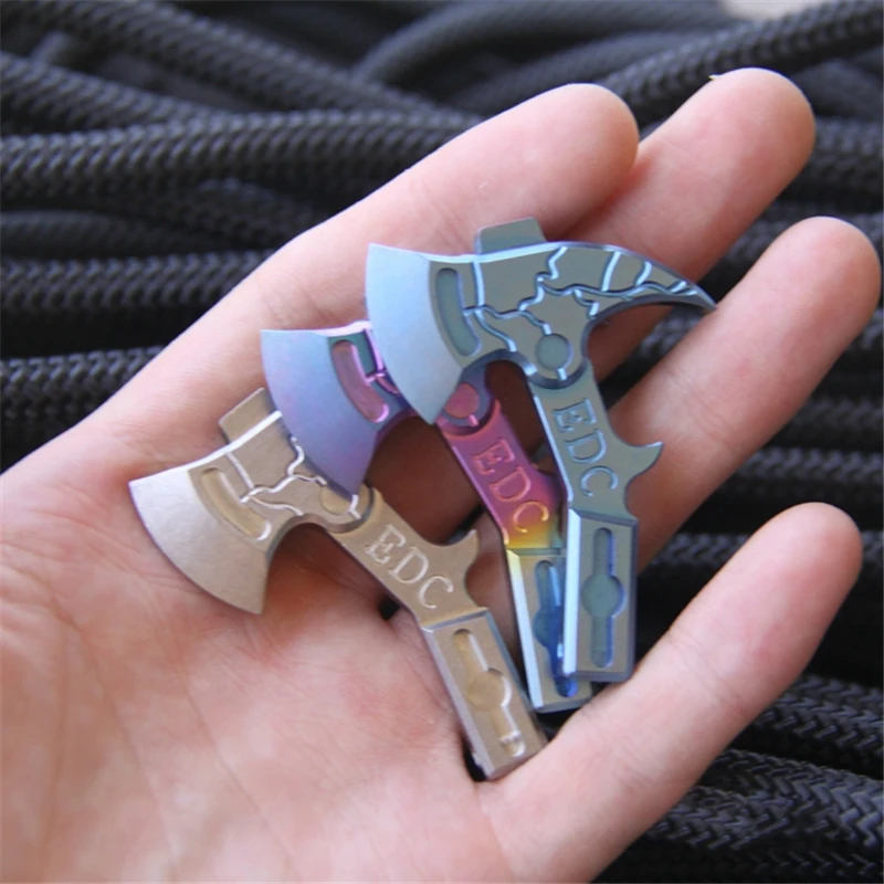 

EDC Small Axe Titanium Alloy Pocket Axe Raytheon Xenon Lamp Slot Pendant Fashion Pendant for Male men gifts