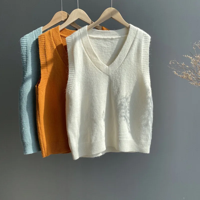 

Mooirue Spring Women Orange Knitted Vest Sleeveless V Neck Blue Warm Sweater Tops