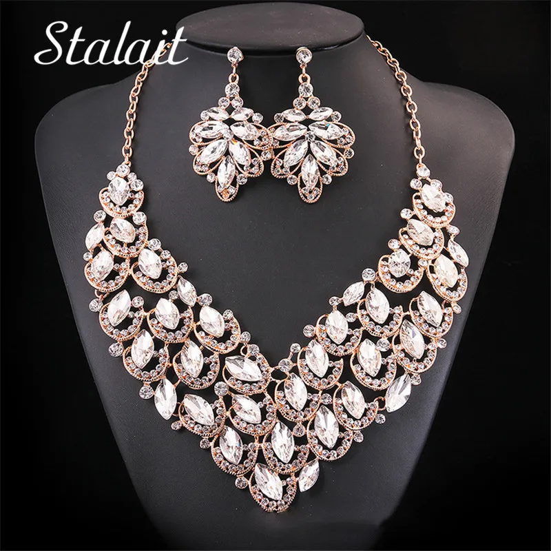 Женский ювелирный комплект из колье и серёг с цепочкой кулоном | Украшения