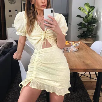 

2019 New Arrival Women Sexy V-neck Mini Dress Short Sleeve Dots Pattern Light Yellow Dress Women Crop Top Lovely Dresses TG