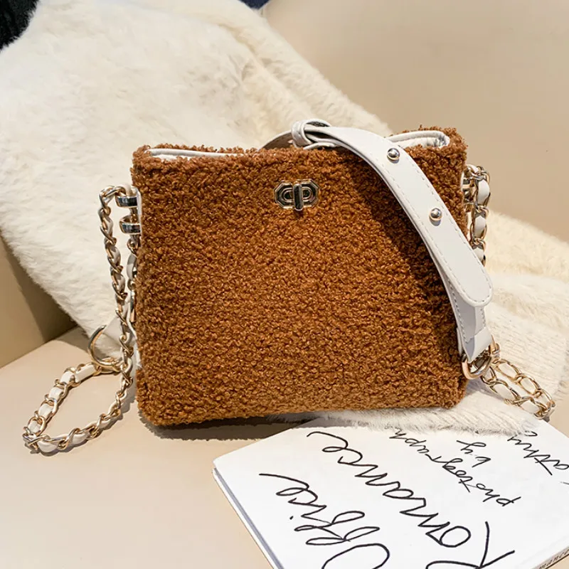 

Girls Fashion Small Shoulder Bags for Women 2020 Spring New Travel Cell Phone Bag Ladies Velour Chains Messenger Bags Sac A Main