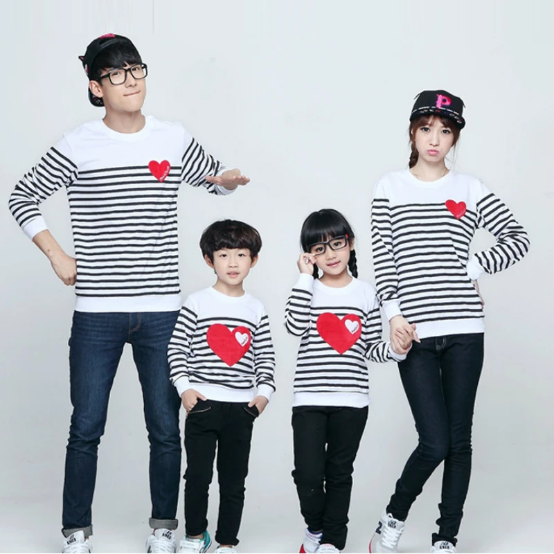 Family Matching Clothes Autumn Sweatshirt Dad Son Daughter Mum Tops Kids Baby Girl Boys Casual Hoodies Stripe Family Clothing