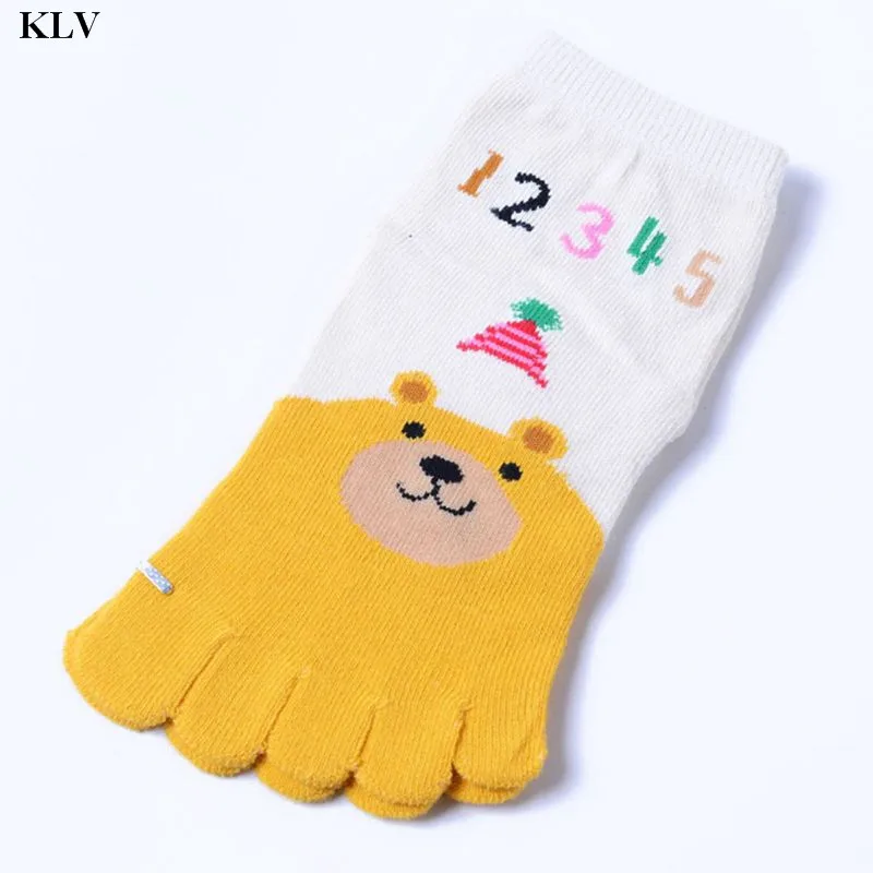 KLV/Новое детское нижнее белье с рисунком из мультфильма трусы-5-носки хлопчатобумажные От 3 до 12 лет, изящные носки для мальчиков и девочек Детские Разделение носок детские носки рождественские подарки