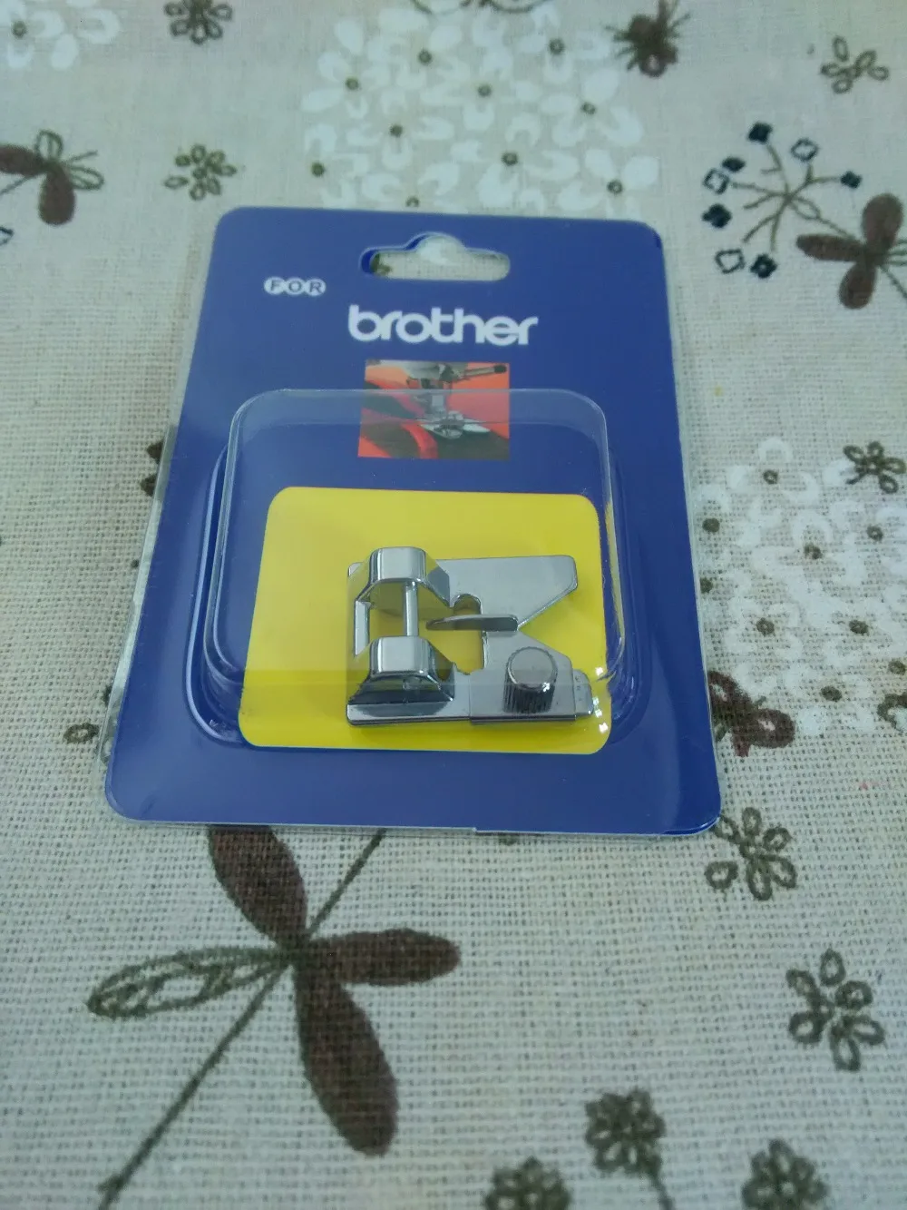Части бытовой швейной машины прижимная лапка XC1968-002 бахрома для Brother