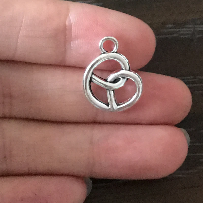 

20PCS DIY Charm Pretzel Flower Charms Antique Silver Tone Pretzel Pendant for Bracelet Necklaces Earrings bookmarks zipper pulls