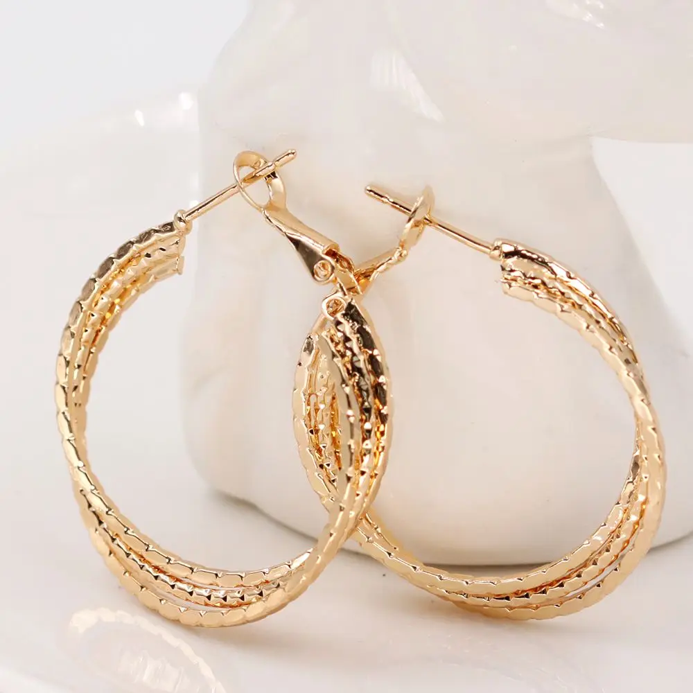 Роскошные серьги для женщин золотистые Роскошные серьги круглые втулки для ушей серьги-кольца модные свадебные аксессуары подарок