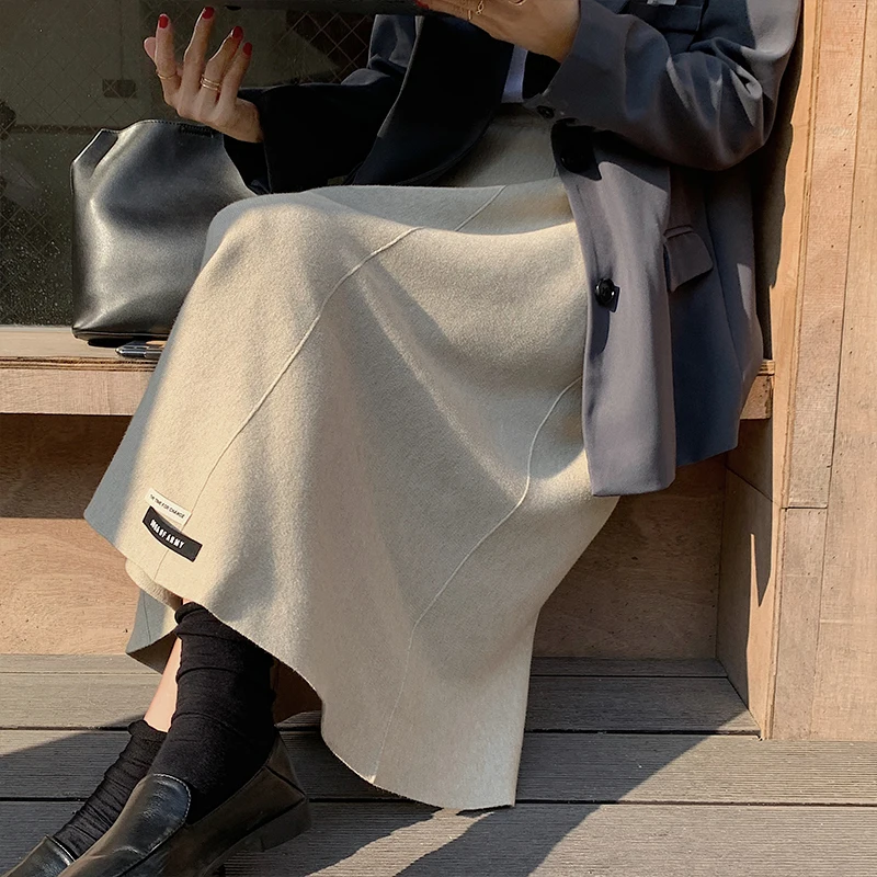 

Korean Style Black Warm Knitted Skirt Women High Waist A-line Long Skirts Female Autumn Winter High Waist Umbrella Skirts Faldas