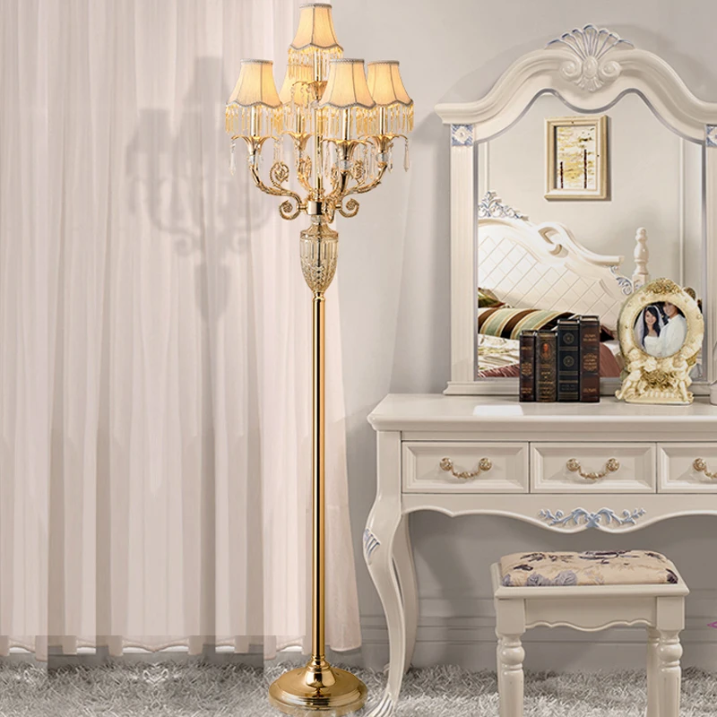 

European Living Room Floor Lamp Modern Simple Bedroom Night Stand Light High-end Crystal Vertical Floor Light Personality Lamps