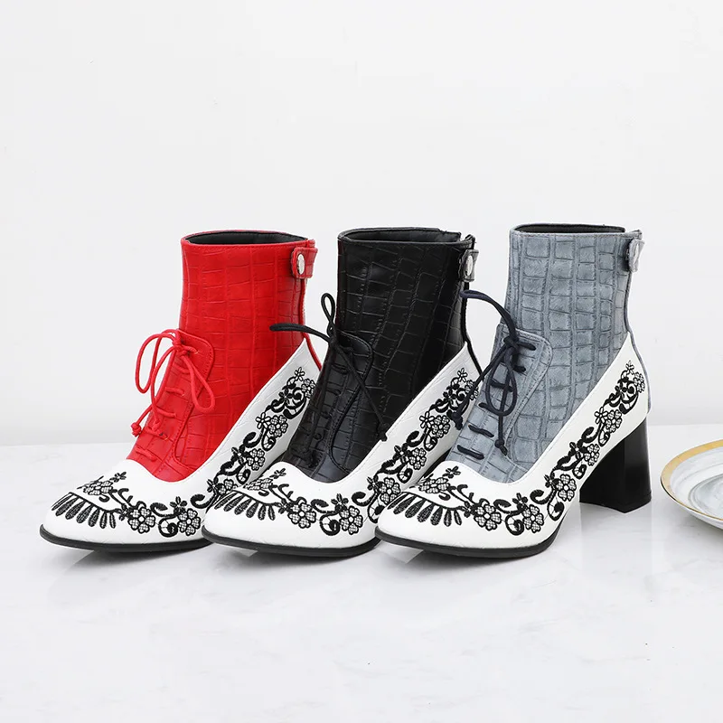 11839861614_1390563750