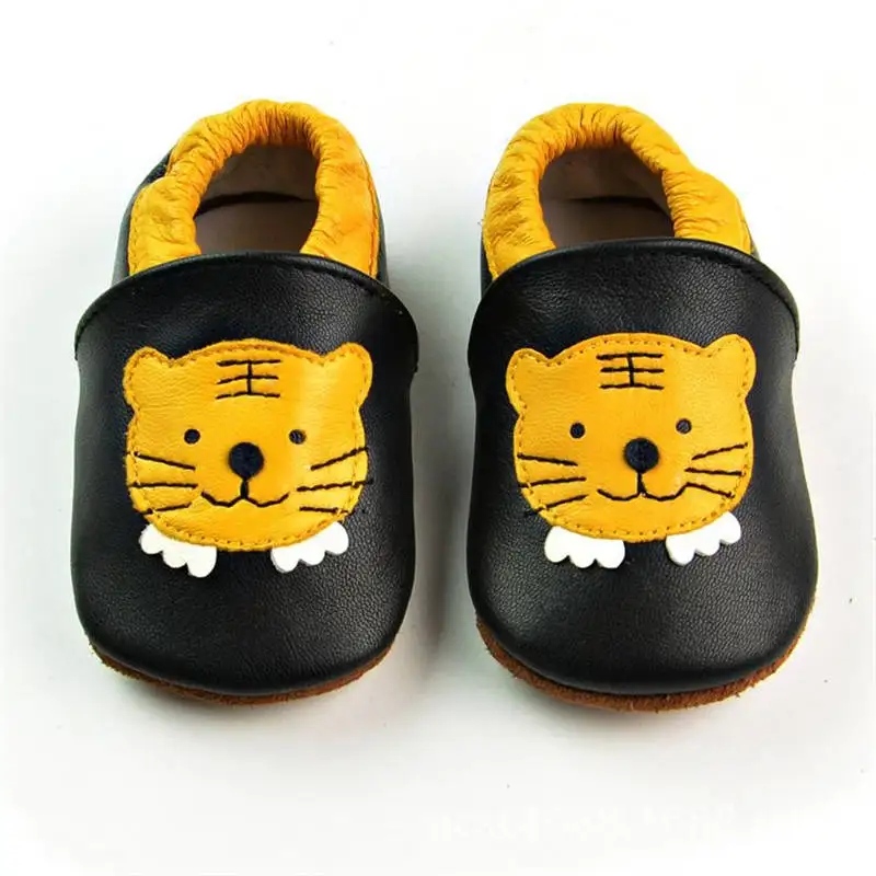 Натуральная кожа Мальчики Обувь для новорожденных детей детские пинетки животных на мягкой подошве для младенцев Осенняя детская кроватка обувь Moccasions - Цвет: Tiger