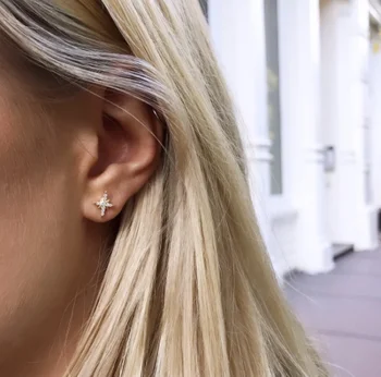 

Cute Minimalist CZ Zircon Eye Earrings 925 Sterling Silver Flower Small Stud Earring for Women Fashion Jewelry Tiny Star Earring