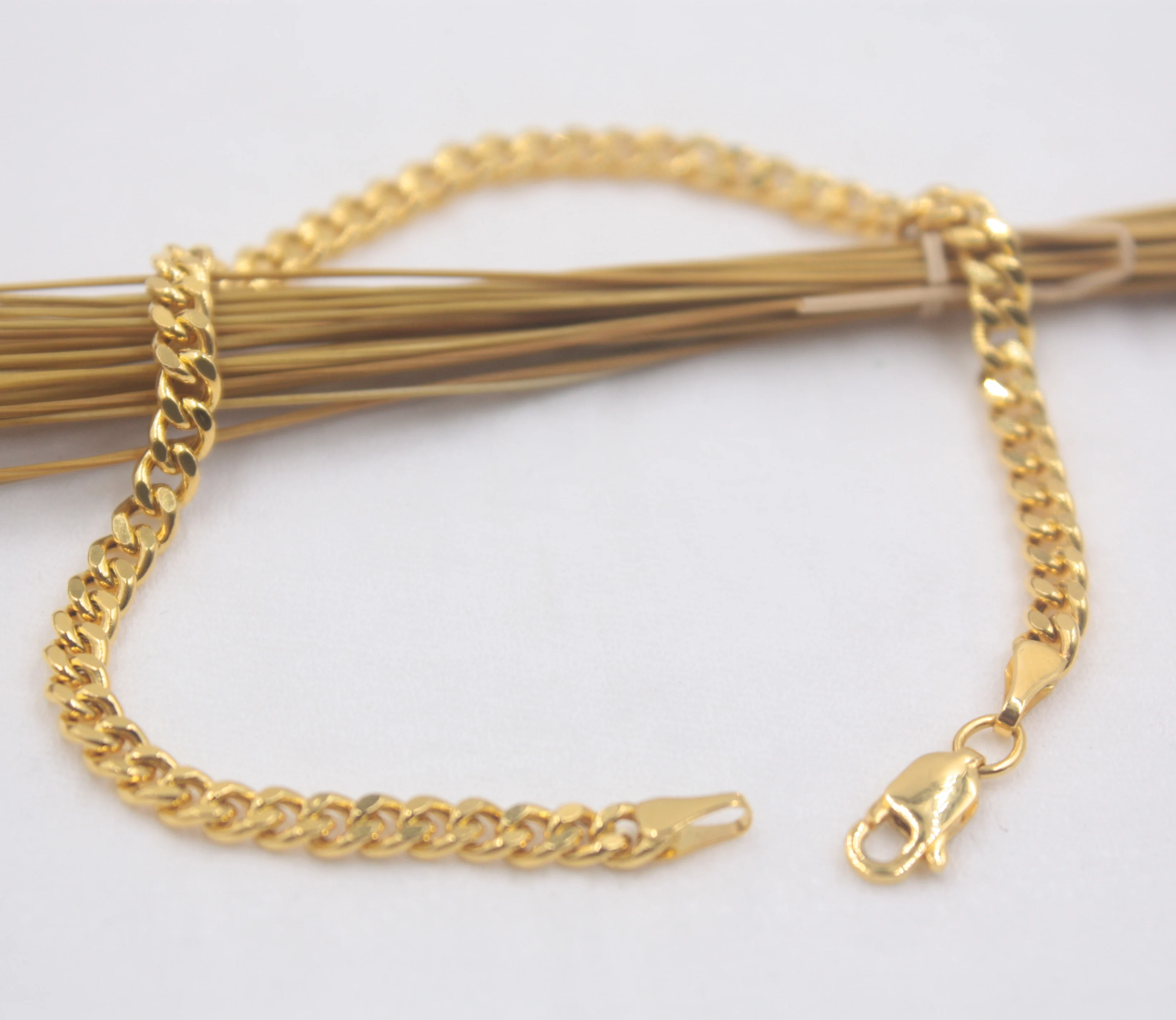Au750 18k Yellow Gold Bracelet Woman S Curb Chain 3 5mm Women S Wheat Link 6 9 L Inoava Com