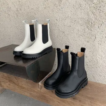 

Mid-tube Thick-soled Chelsea Boots Women Autumn 2020 New All-match Short-tube Martin Boots Round Toe Hoof Heels White Shoes