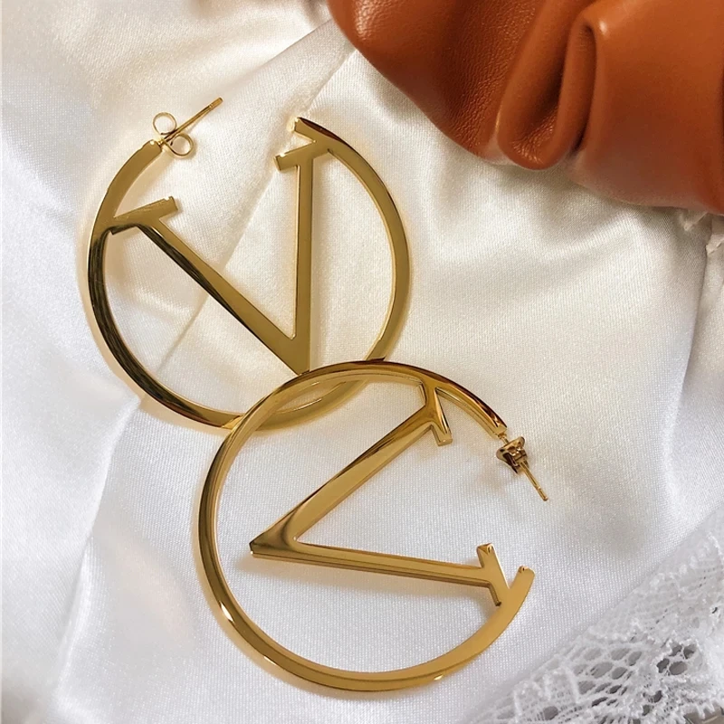 18K Gold Plated Hoop LV earrings  Louis vuitton earrings, Designer jewelry  brands, Monogram earrings