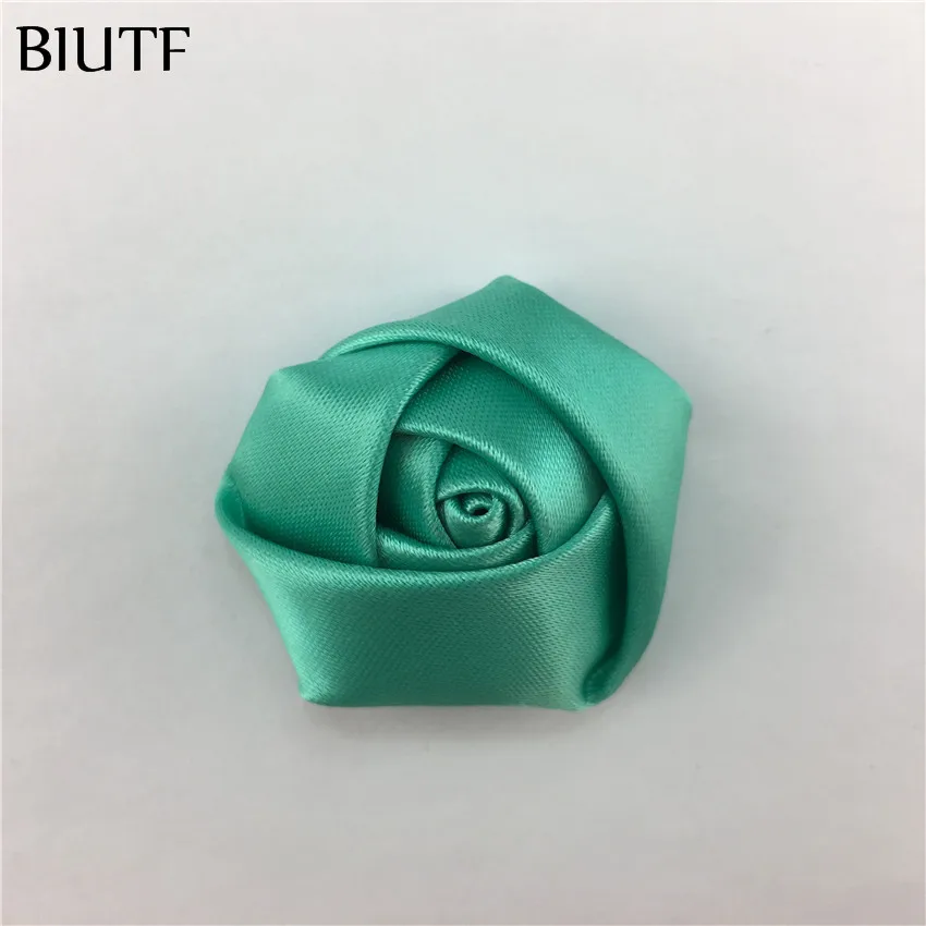 deep mint 10 шт./лот 4 см свернутый атласный цветок бутон розы с зажимом для волос детский головной убор свадебный букет Декор-брошь 40 цветов TH06 - Цвет: deep mint