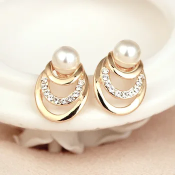 Fashion Gold Stud Earrings for Women Statement Romantic Jewelry Big Geometric Circle Luxury Rhinestone Crystal Pearl Earrings