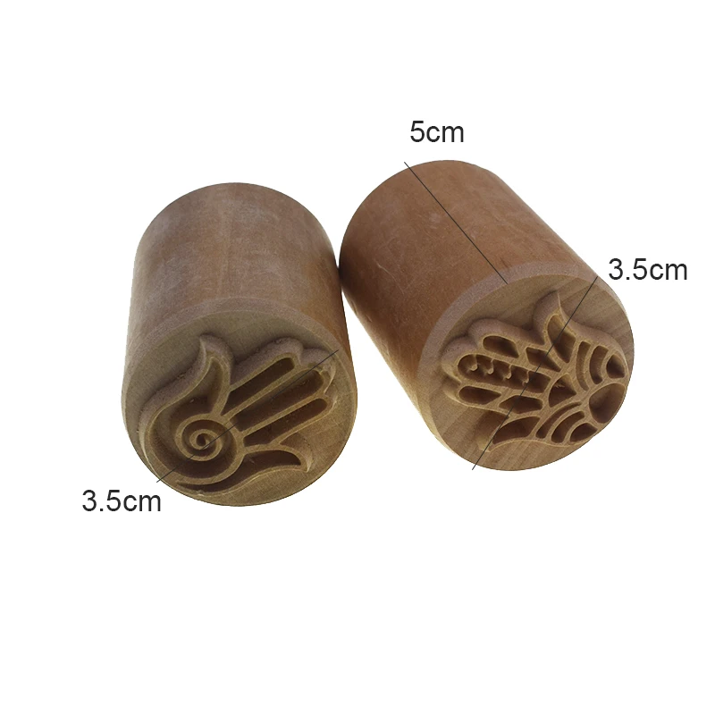 Pottery Tool Fatima Lucky Hand Texture Block Print Emboss Carved Wooden Clay Stamp Argil Tools for Ceramics 3.5CM Round polymer clay tools pottery tools clay sculpting tools pottery sculpting tools clay craft tool pottery coloring tool