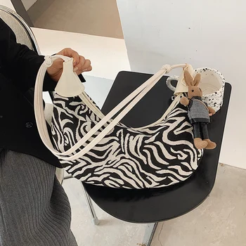 

Internet Celebrity Niche Small Bag New Fashion Fashion Popular All-match Shoulder Bag Simple Texture Underarm Bag Women Canvas