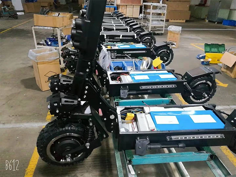 11 дюймов 60 в 3200 Вт Электрический скутер для взрослых 80 км/ч E скутер скейтборд сильный Мощный складной электрический велосипед KickScooter