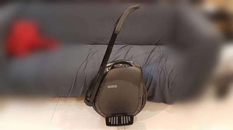 Ninebot One Z10 Powerful Electric Unicycle with Trolley Handle Self Balancing Scooters 45KMH 1800W with Bluetooth Smart APP     (24)